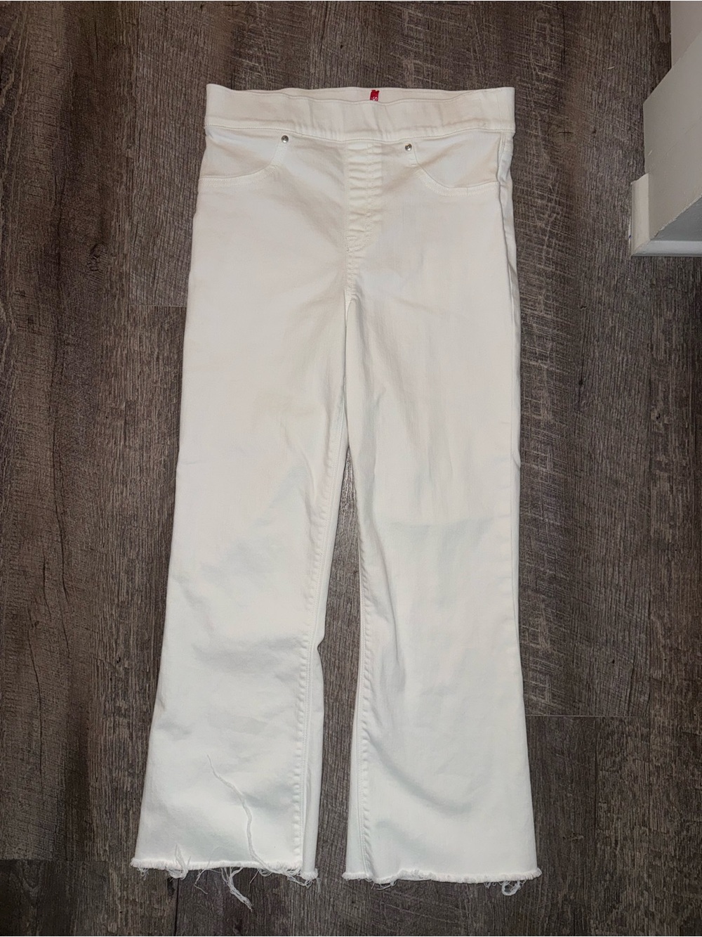 SPANX White Leggings with Red Logo Tag